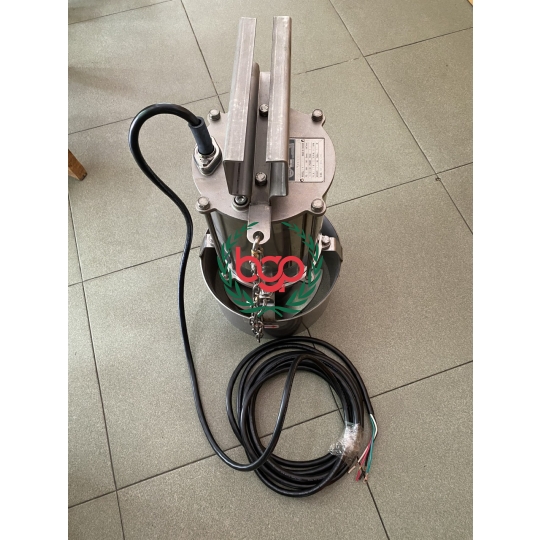 MÁY KHUẤY CHÌM EVAK EM-5.30
